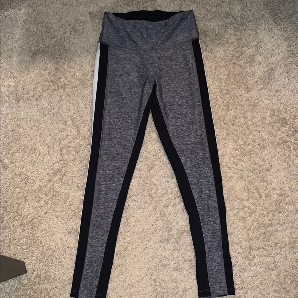 PINK women’s leggings size M